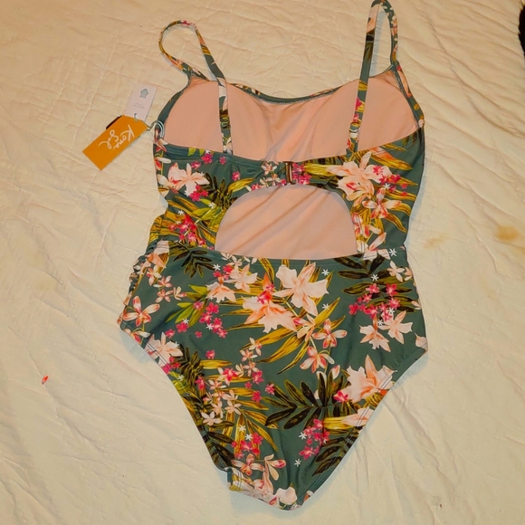 💦KONA SOL 💦Tropical Floral Swimsuit one piece, Beach and pool wear - Picture 13 of 15